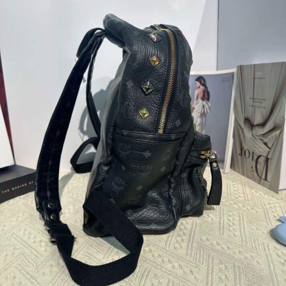 Mcm Women Pre-Loved Bag Very Good Condition - Picture 3 of 6